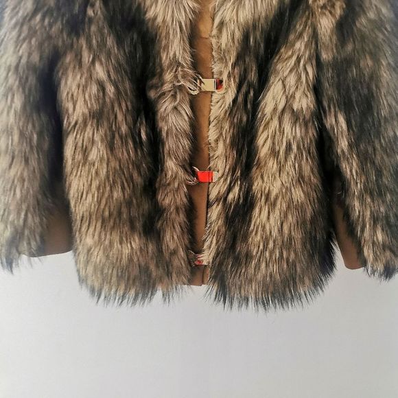 Faux Fur coat🐍 - Picture 5 of 14